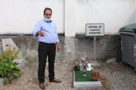 Turbigo: dopo l’intervento de La Nuova Italia rimosso dal Sindaco il cartello ‘divieto scarico materiali’ dietro la tomba di un bimbo